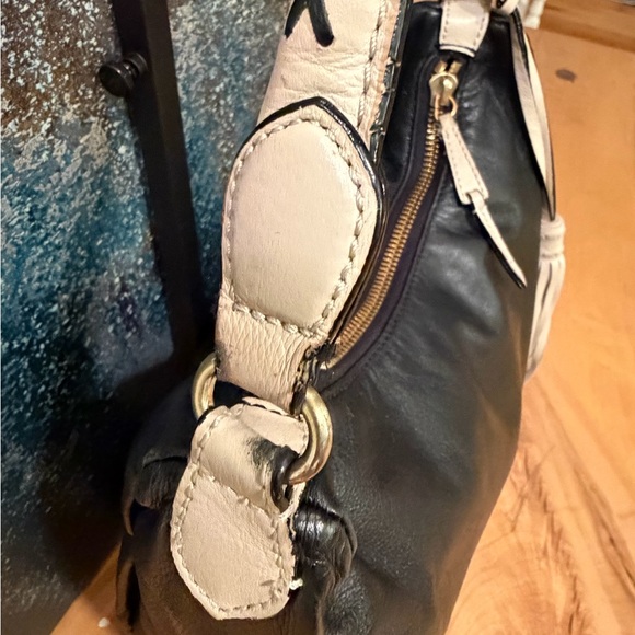 Etienne Aigner vintage Ava Hobo Bag - Picture 11 of 16